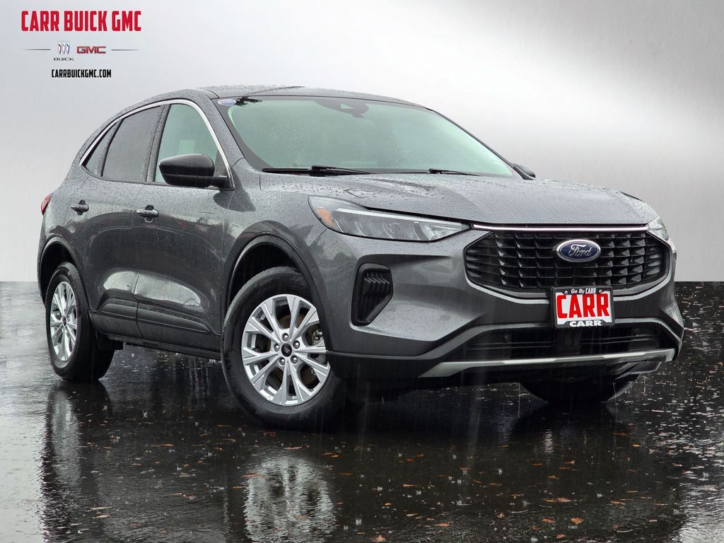 2024 FORD Escape