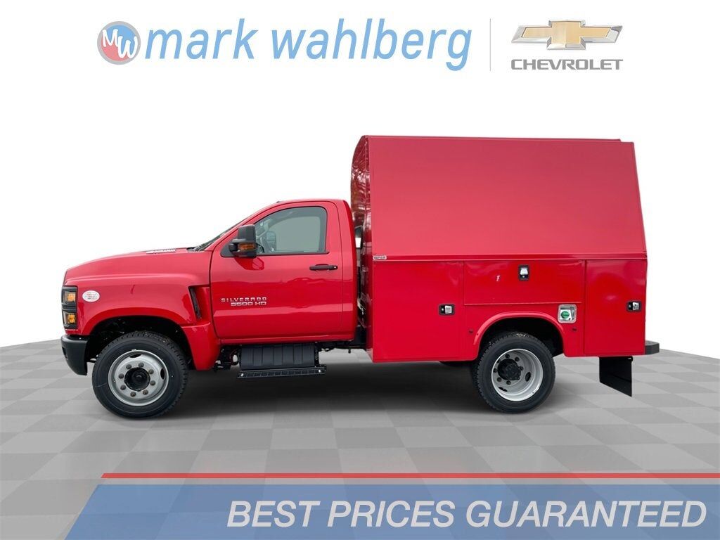 2023 GMC Silverado Medium Duty