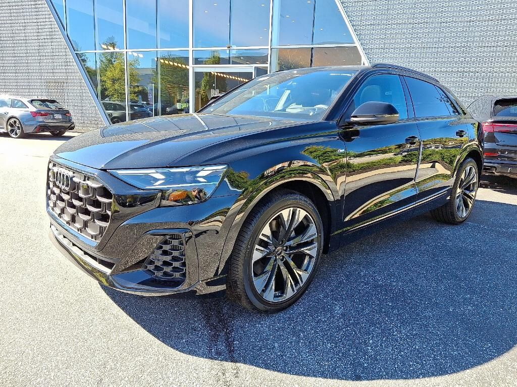 2025 Audi Q8