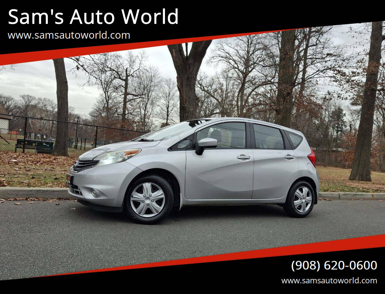 2015 NISSAN Versa