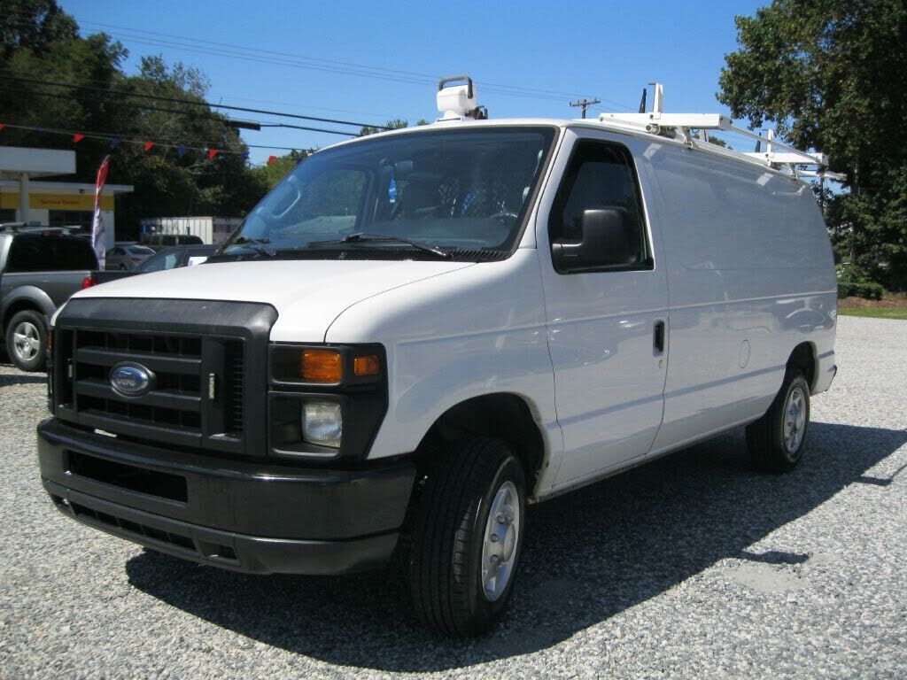 2013 FORD E-150