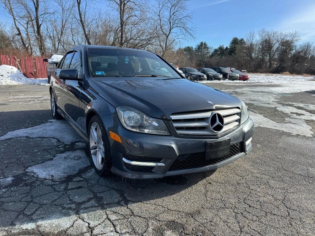 2013 MERCEDES-BENZ C-Class