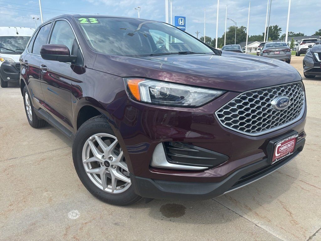 2023 FORD Edge