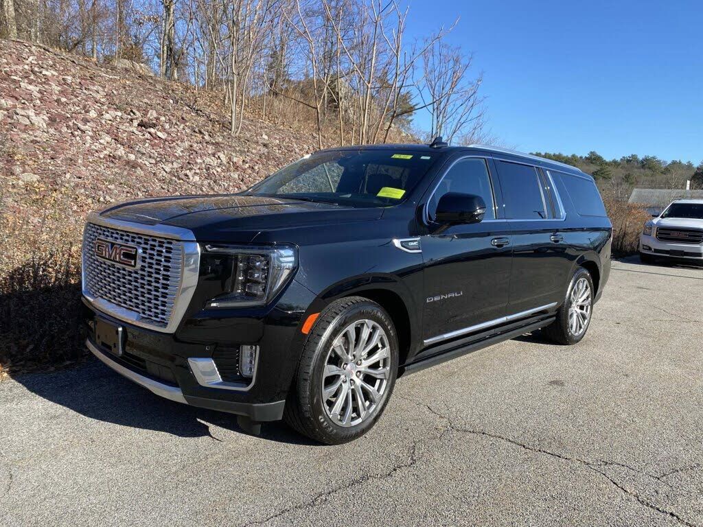 2022 GMC Yukon XL