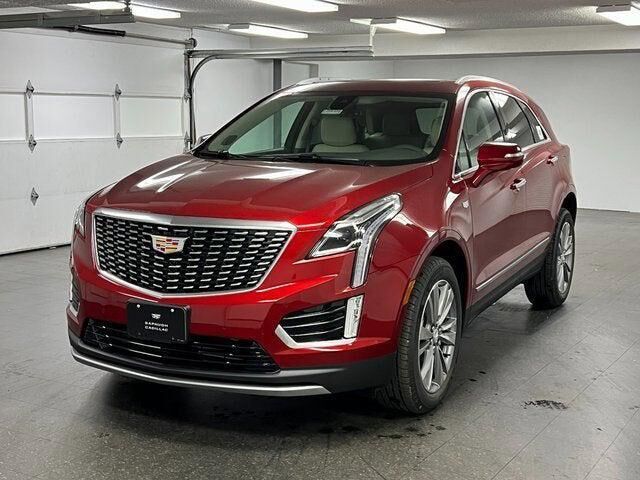 2025 CADILLAC XT5