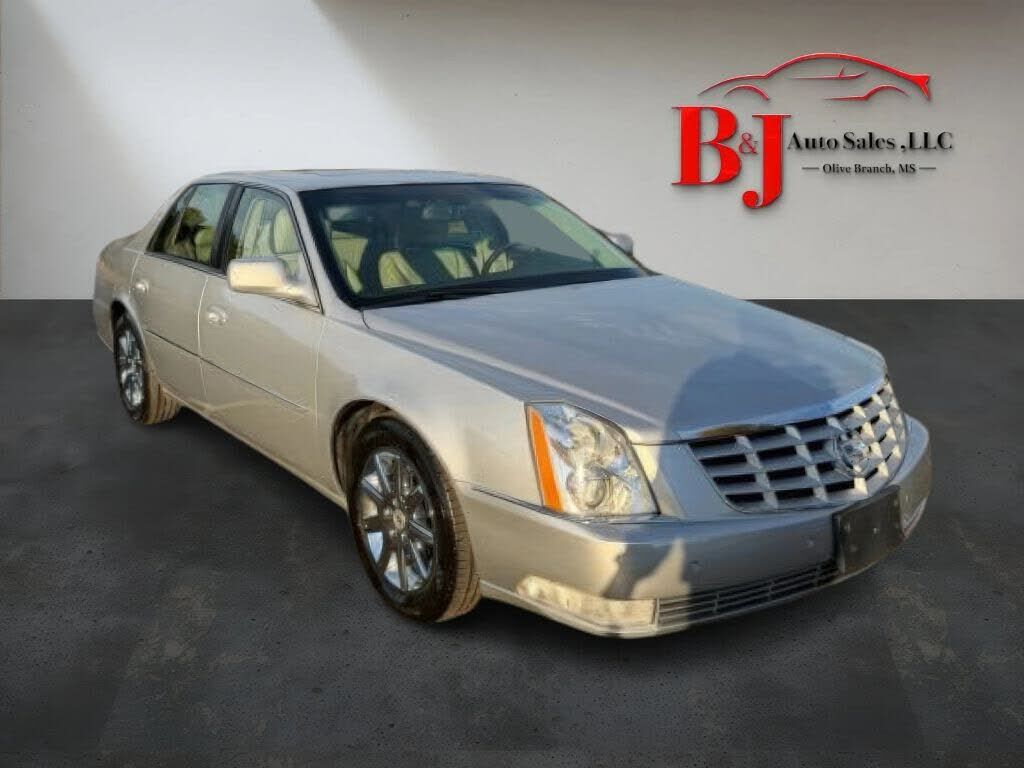 2011 CADILLAC DTS