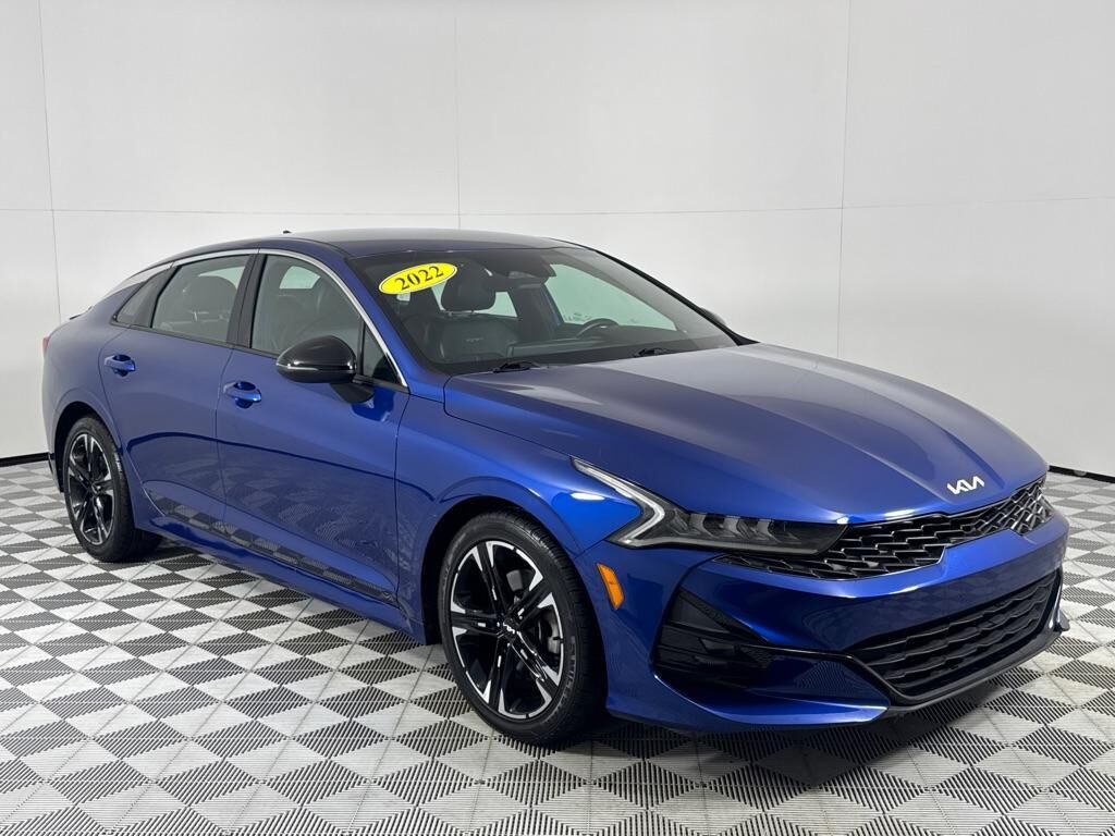 2022 KIA K5
