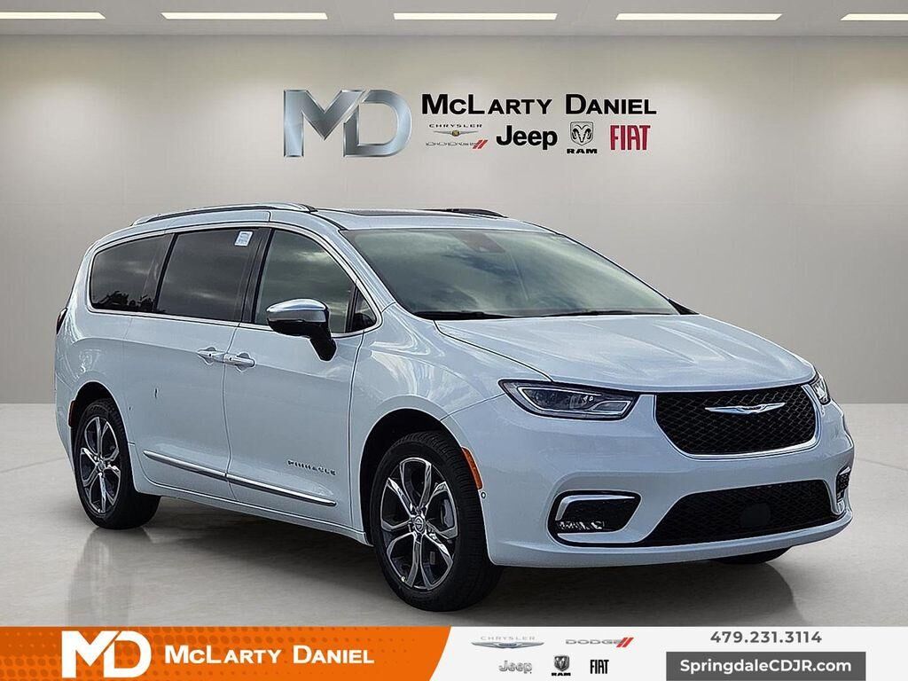 2026 CHRYSLER Pacifica