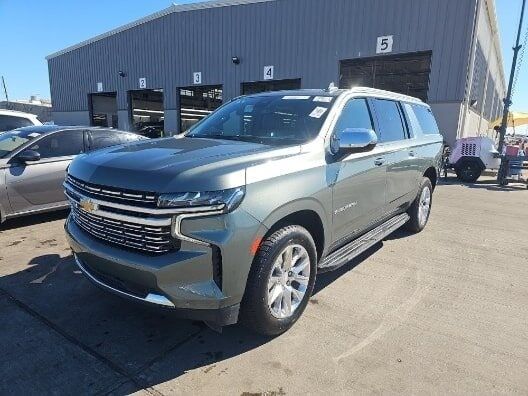 2023 CHEVROLET Suburban