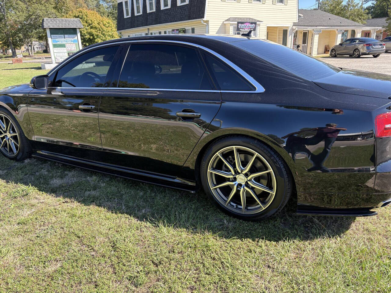 2016 AUDI A8