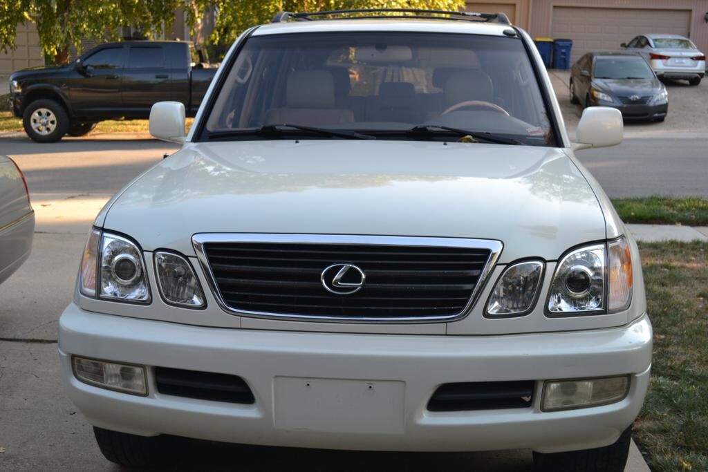 Lexus LX