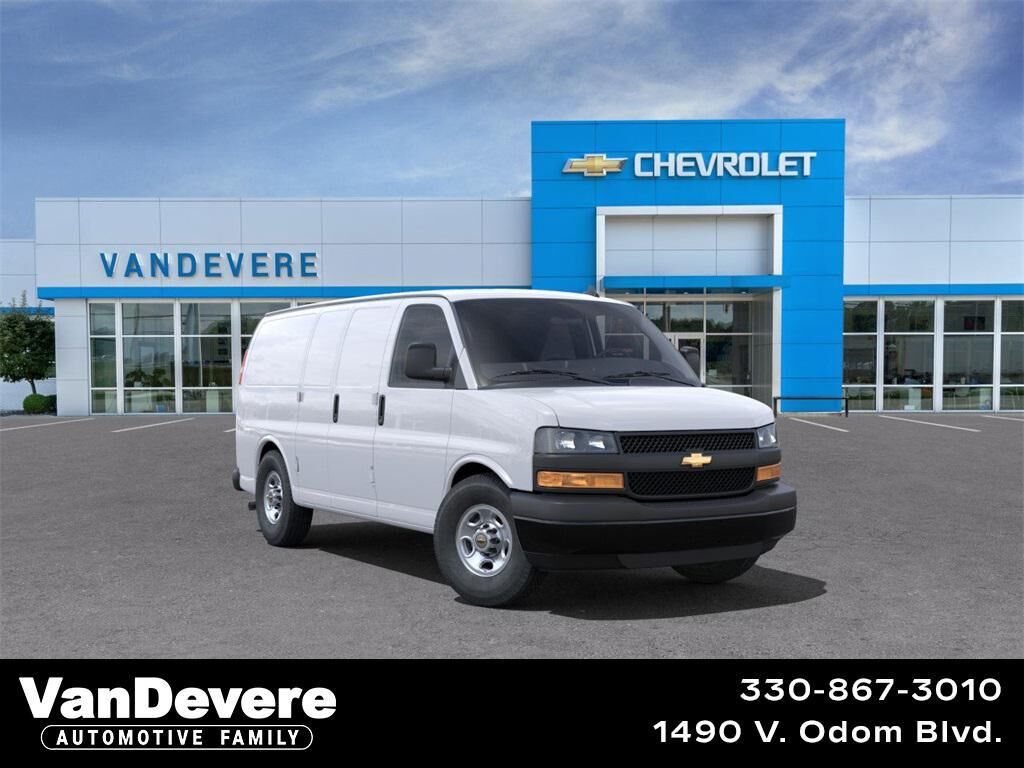 2025 CHEVROLET Express