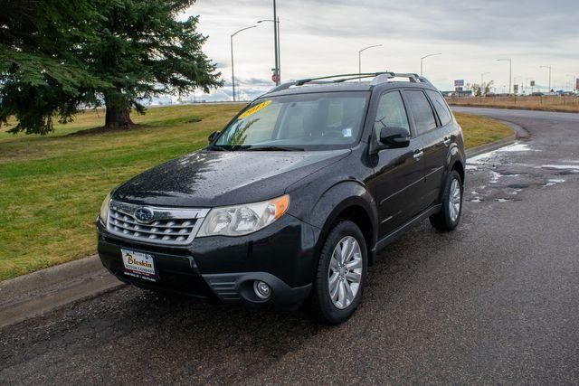 2013 SUBARU Forester
