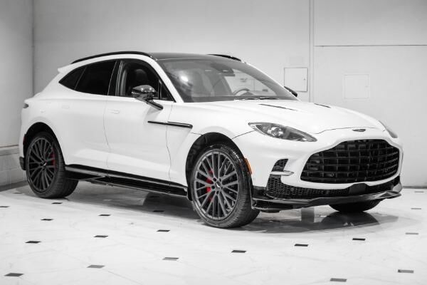 2026 ASTON MARTIN DBX