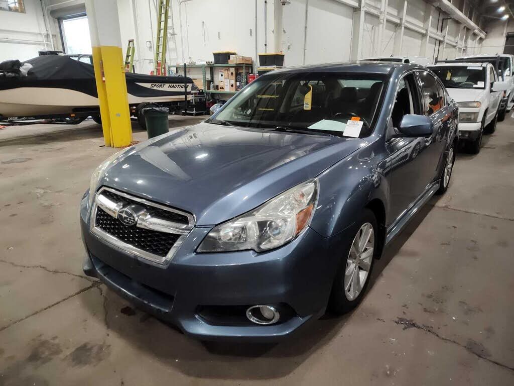 2014 SUBARU Legacy