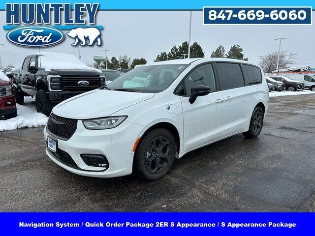 2024 CHRYSLER Pacifica