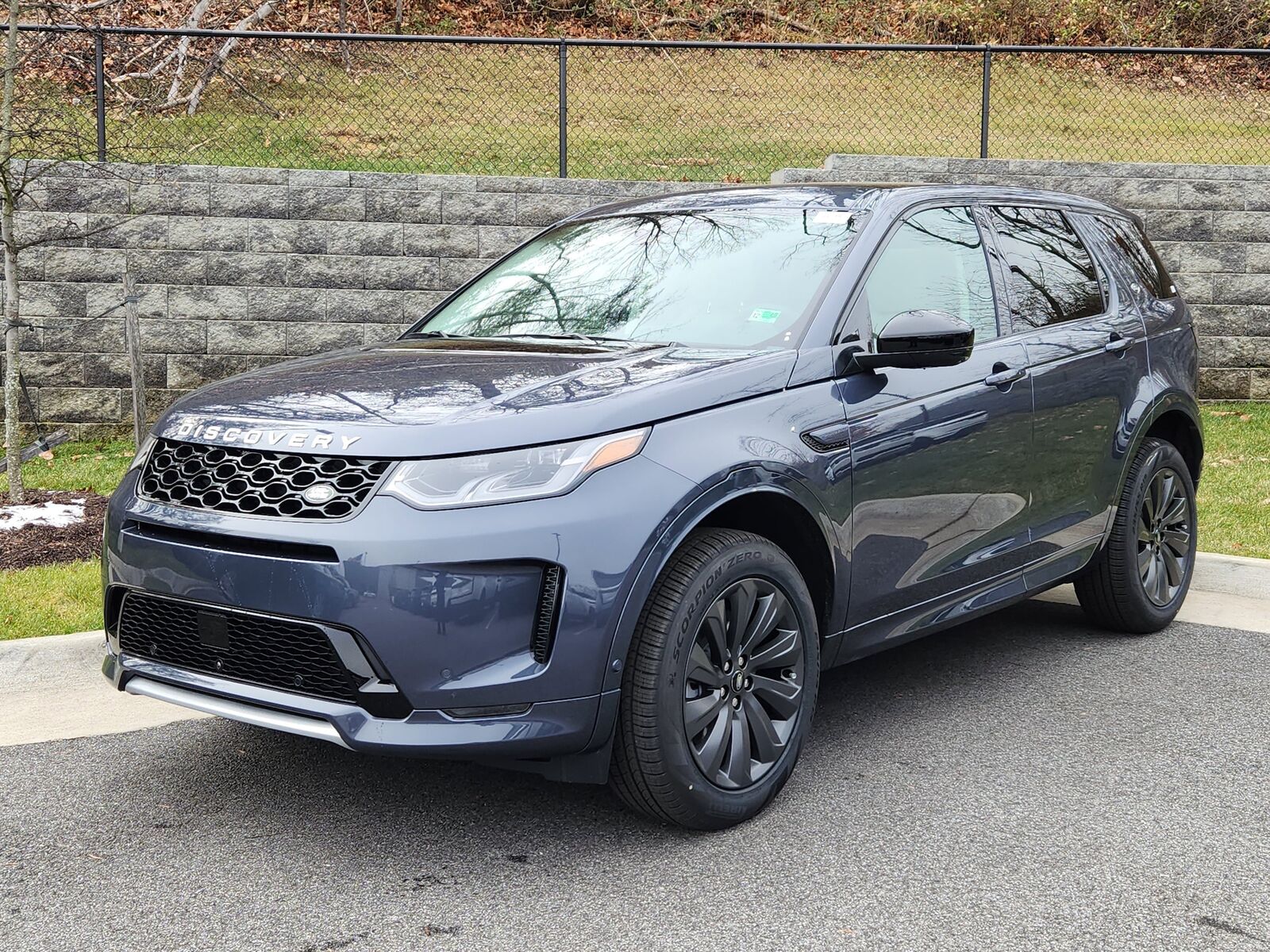 2025 LAND ROVER Discovery Sport