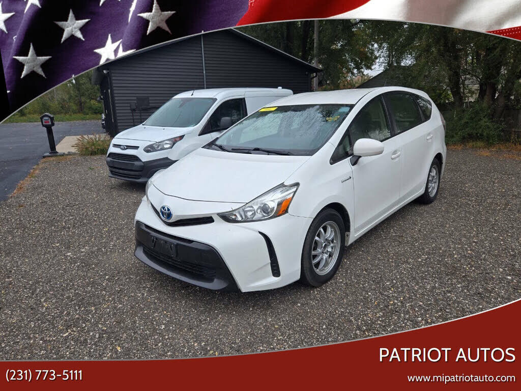 Toyota Prius V