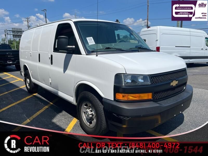 2020 CHEVROLET Express