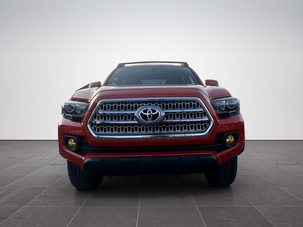 2016 TOYOTA Tacoma