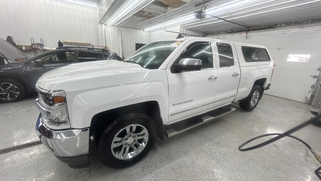 2018 CHEVROLET Silverado