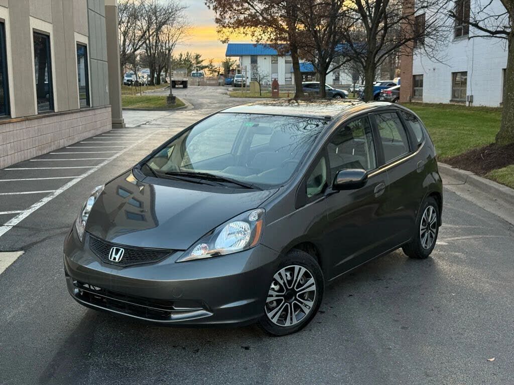 2012 HONDA Fit