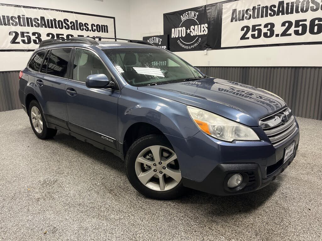 2013 SUBARU Outback
