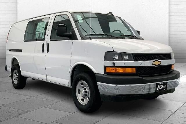 2025 CHEVROLET Express