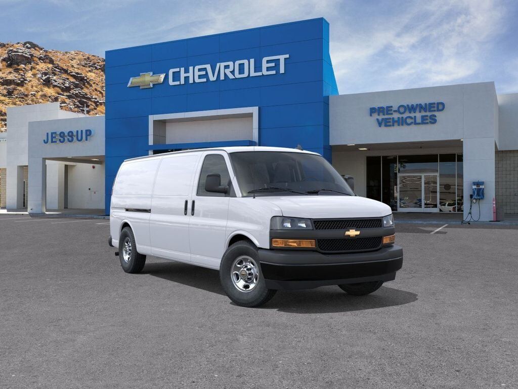 2025 CHEVROLET Express