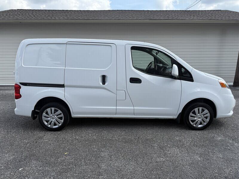 2021 NISSAN NV200