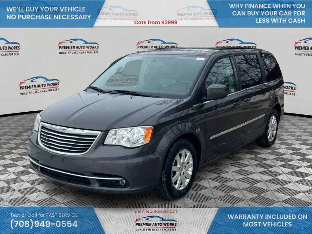 2015 CHRYSLER Town and Country