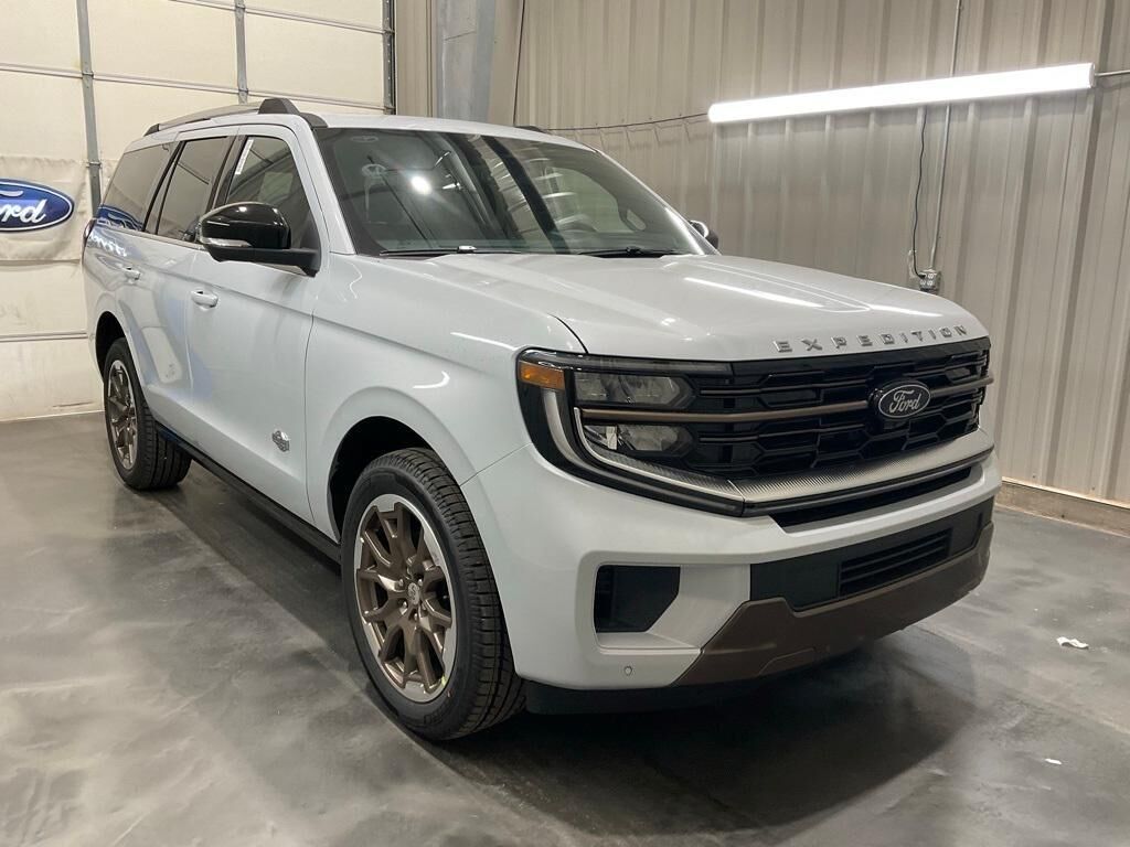 2025 FORD Expedition