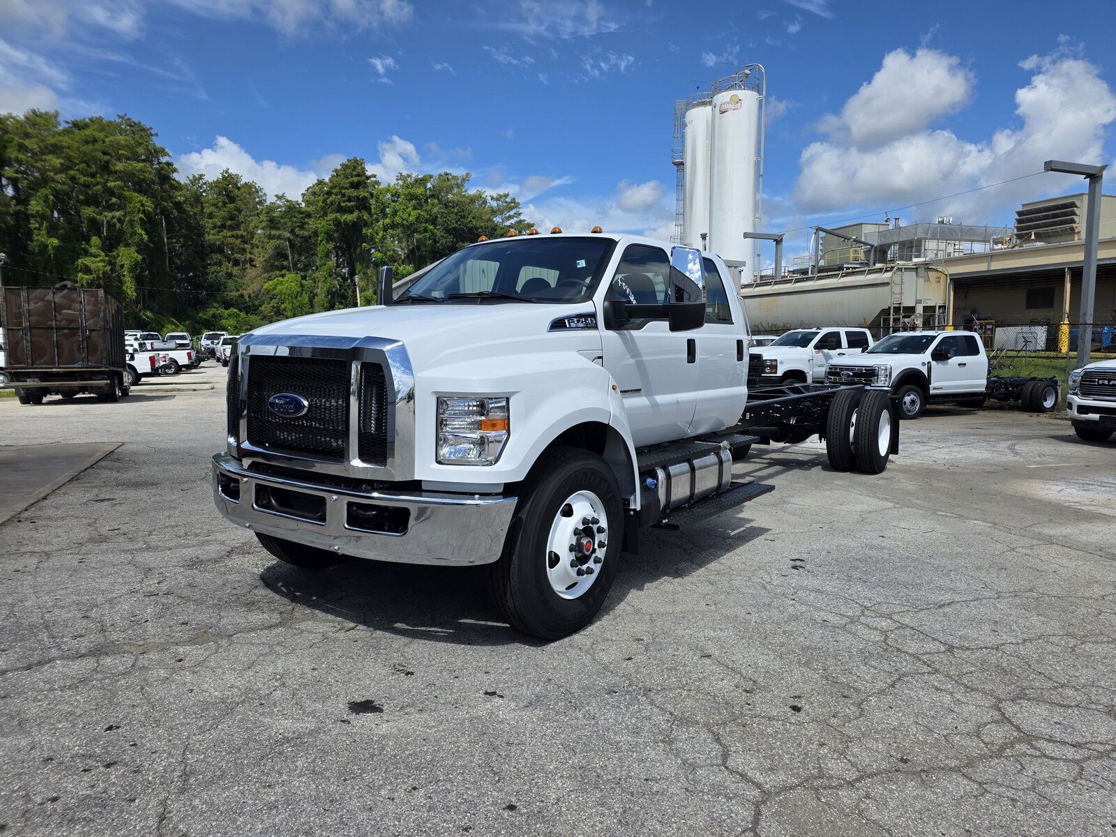 2026 FORD F-750