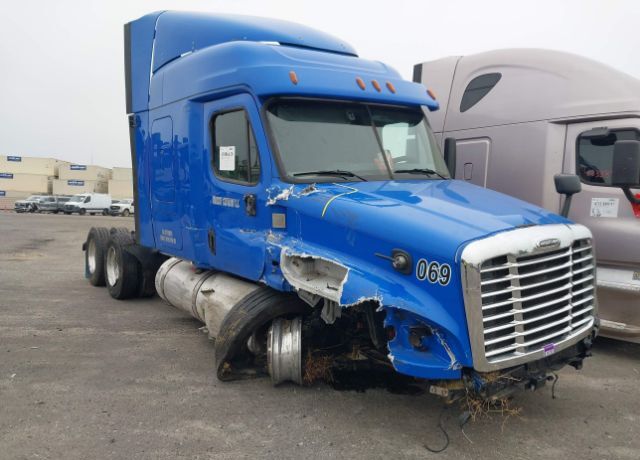 2020 FREIGHTLINER Cascadia