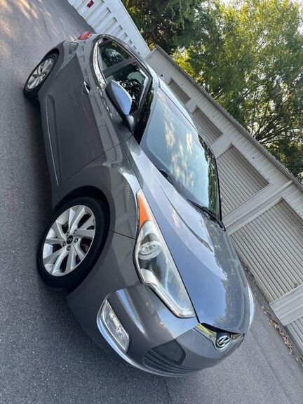 2017 HYUNDAI Veloster