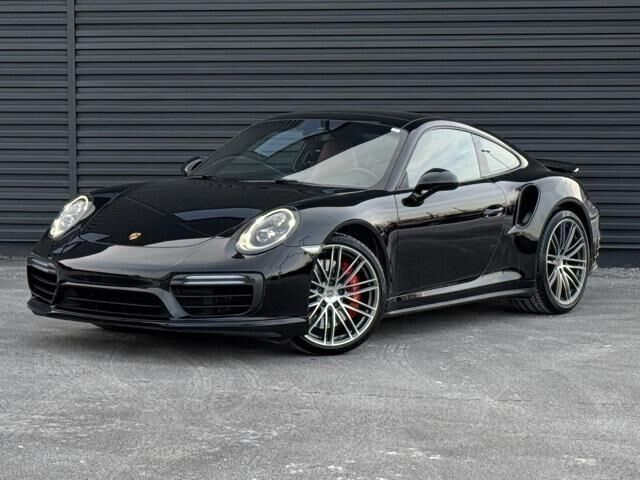 2019 PORSCHE 911
