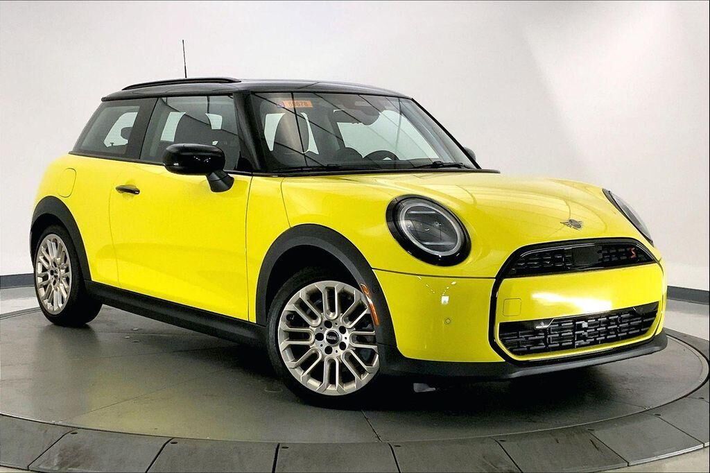 2025 MINI Hardtop