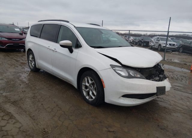 2018 CHRYSLER Pacifica