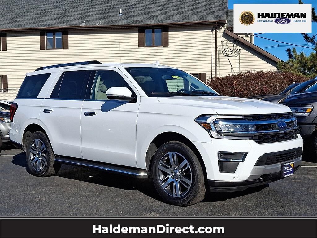 2023 FORD Expedition