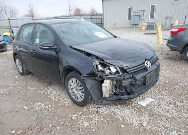 2011 VOLKSWAGEN Golf