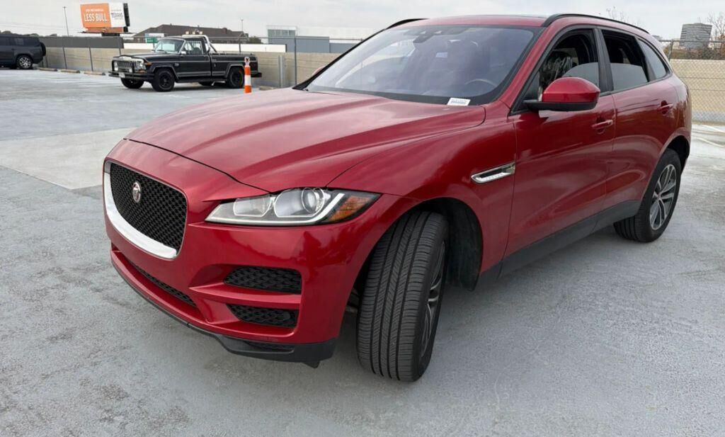 2018 JAGUAR F-Pace