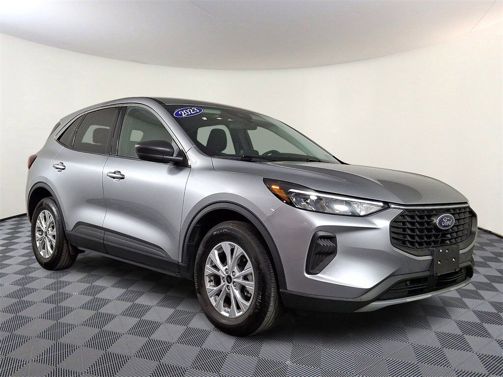 2023 FORD Escape