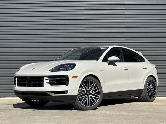 2026 PORSCHE Cayenne