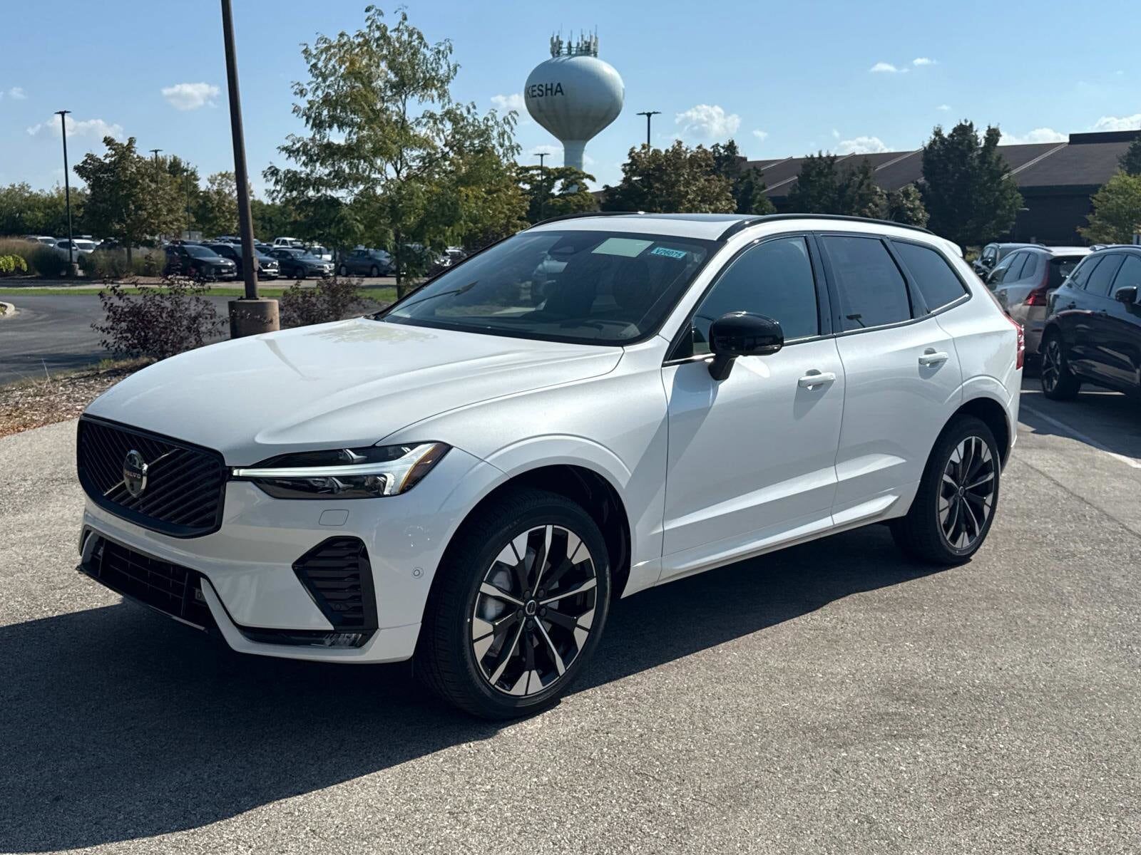 2026 VOLVO XC60