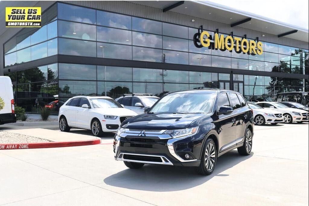 2020 MITSUBISHI Outlander