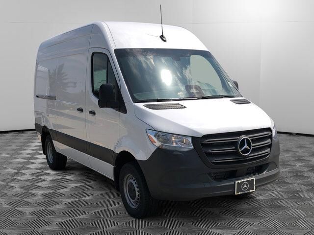2025 MERCEDES-BENZ Sprinter