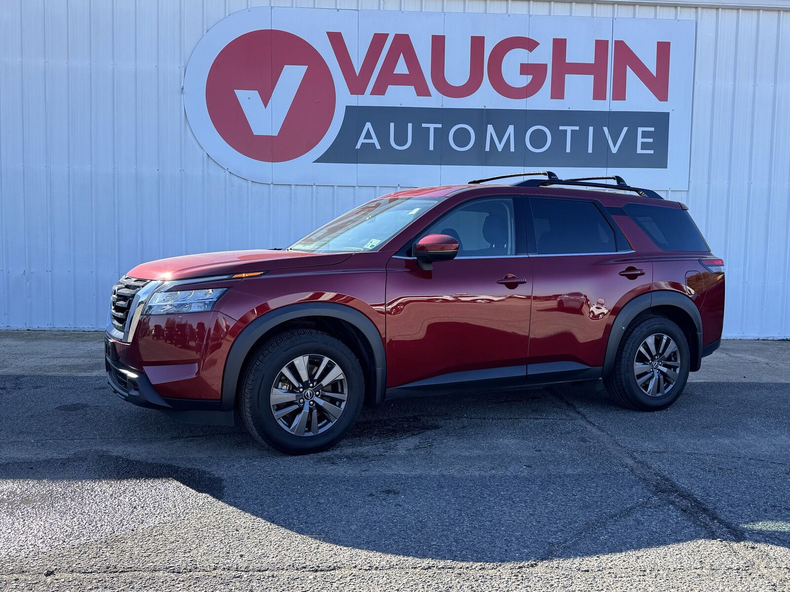 2022 NISSAN Pathfinder