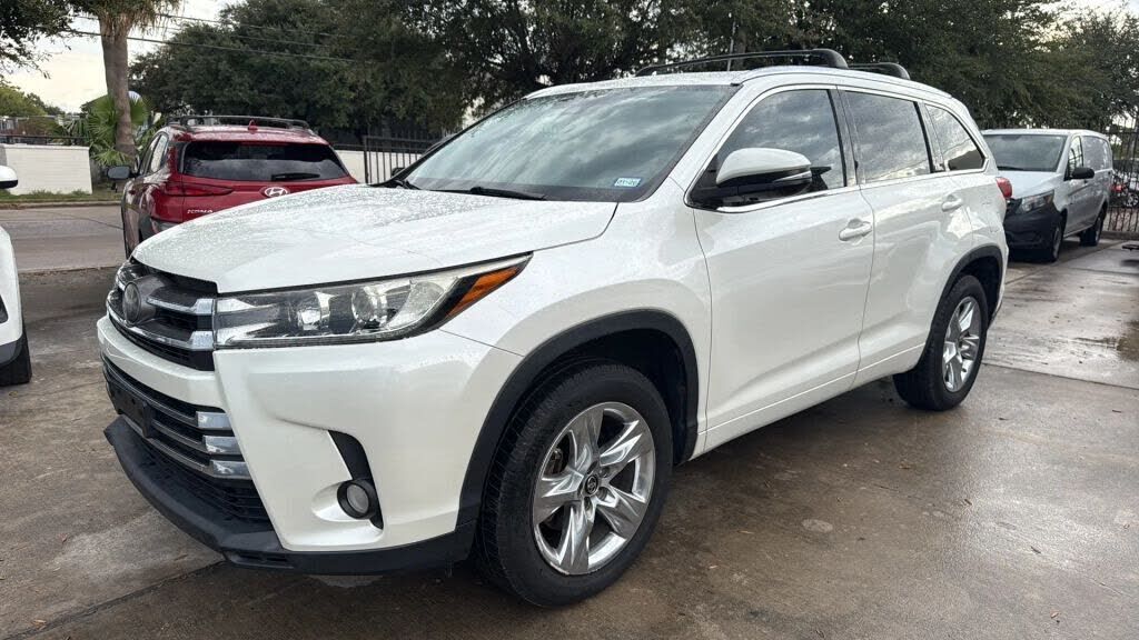 2018 TOYOTA Highlander