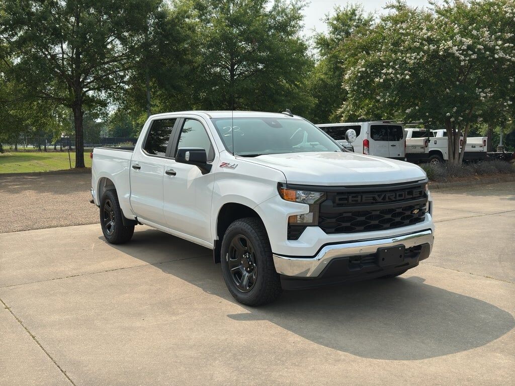 2024 CHEVROLET Silverado