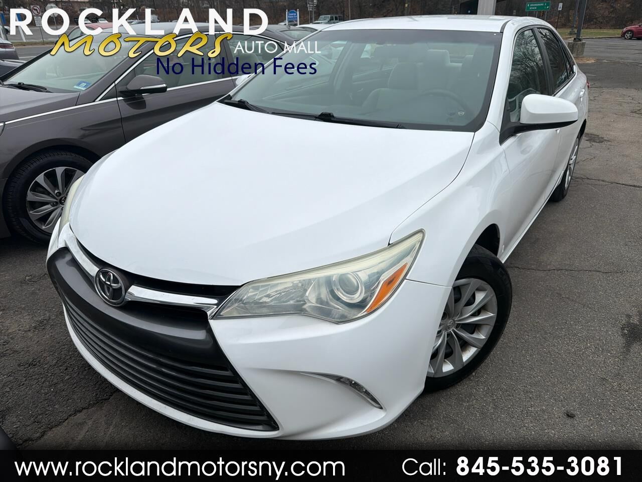 2016 TOYOTA Camry